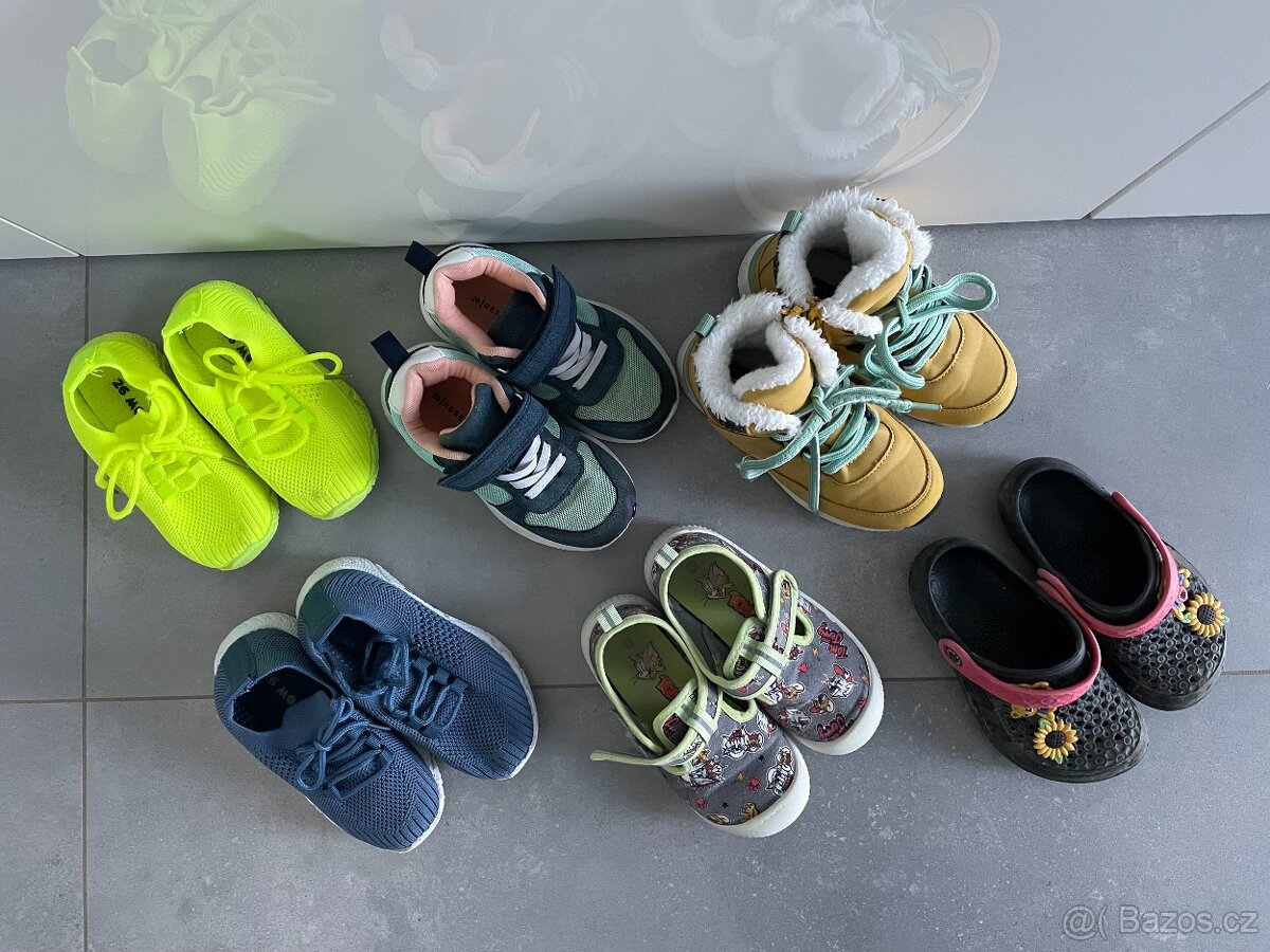 Mix botiček pro děti - velikost 26 - 2