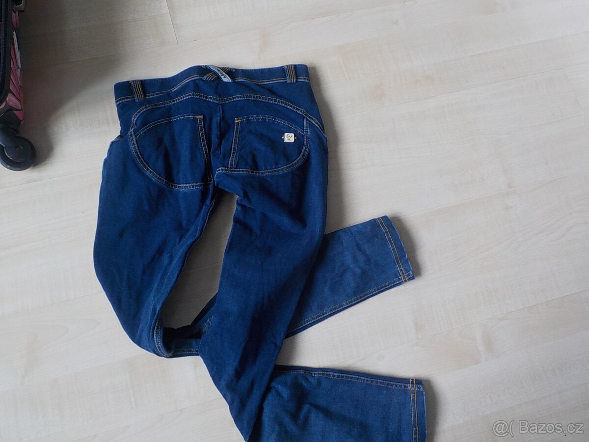 Freddy lux džinove kalhoty velS /M - 2