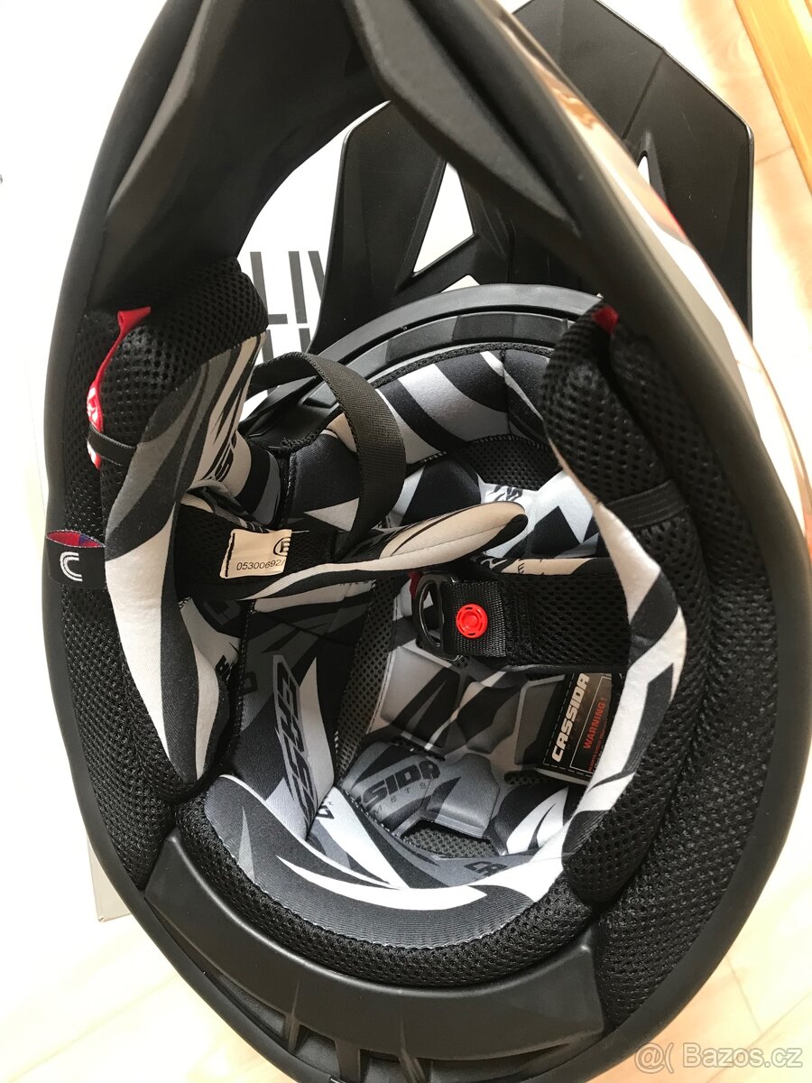 Přilba Casida cross - 2