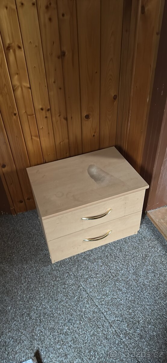Noční stolek - 2