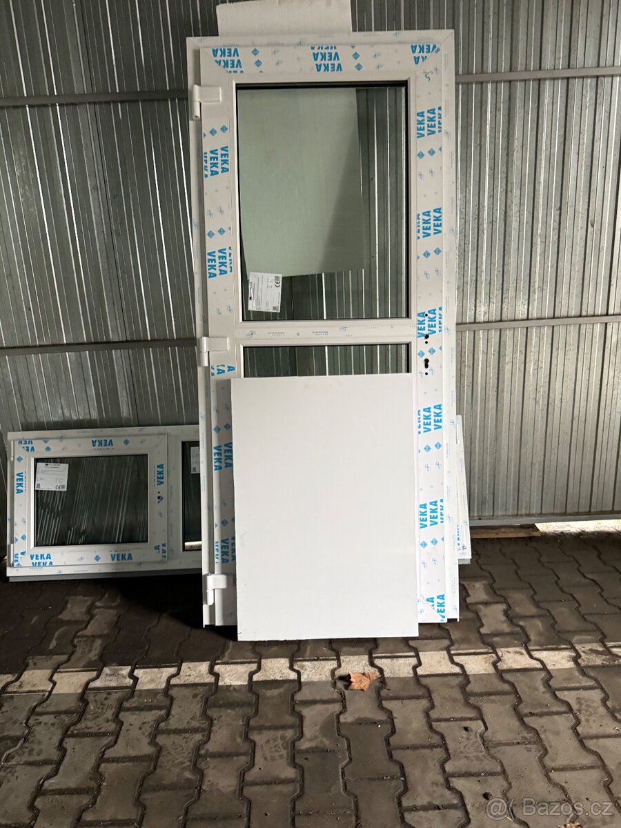 Dveře VEKA - 2