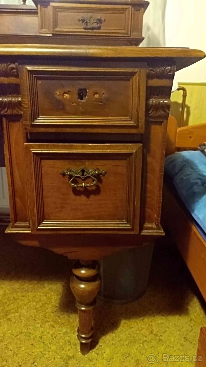 Starožitný psací stůl - 2