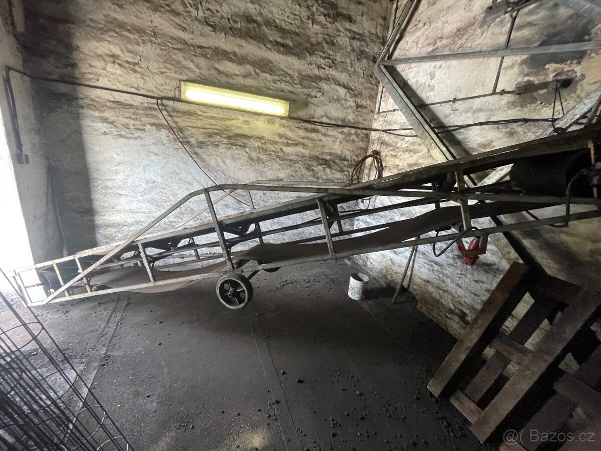 Pásový dopravník - 2