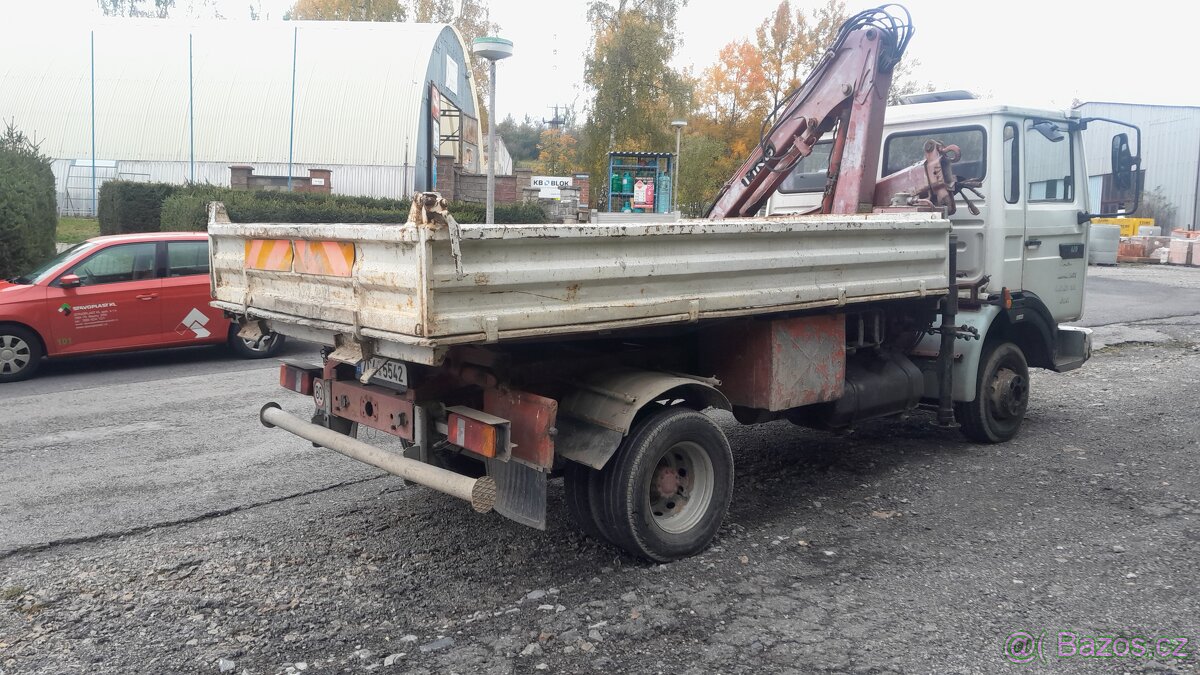 Sklápěč s  hydraulickou rukou - 2