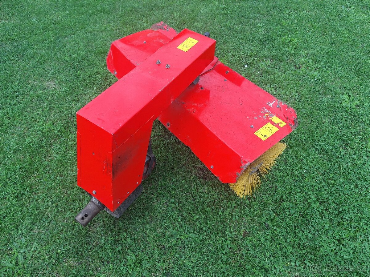 Zametací kartáč Terra Vari - 2