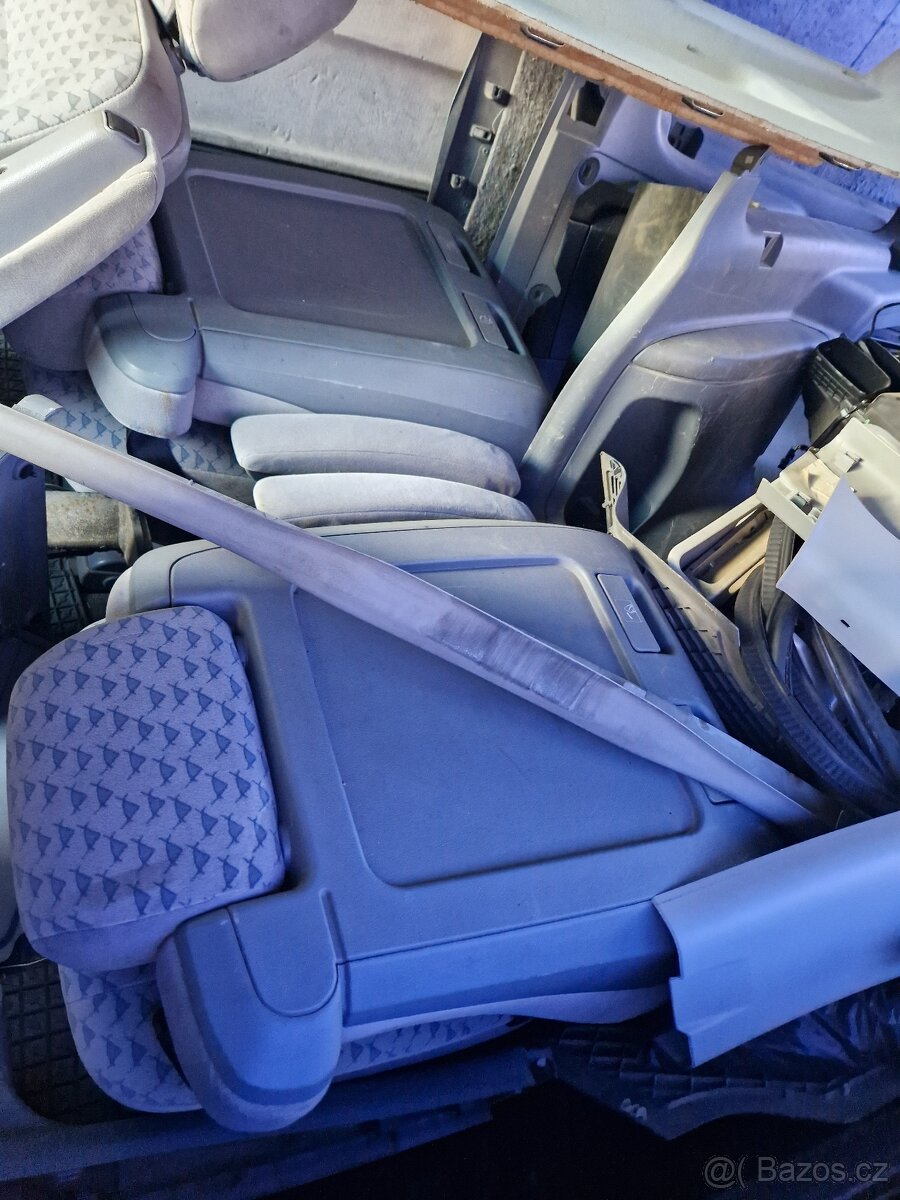 Mercedes Interier W638 - 2