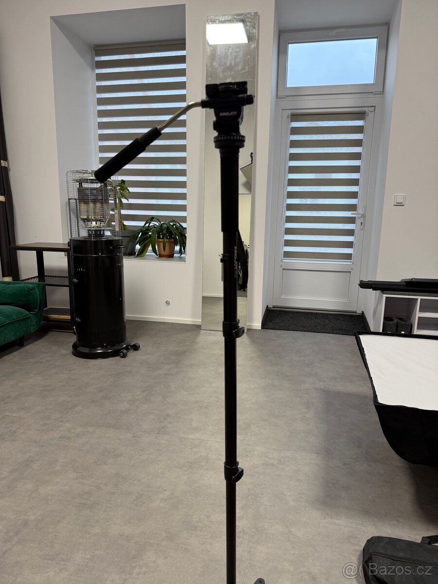 Výprodej vybavení z ateliéru - 2