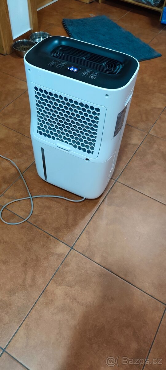 Odvlhčovač Rohnson R-9920 Genius Wi-Fi Health & Clean bílý - 2