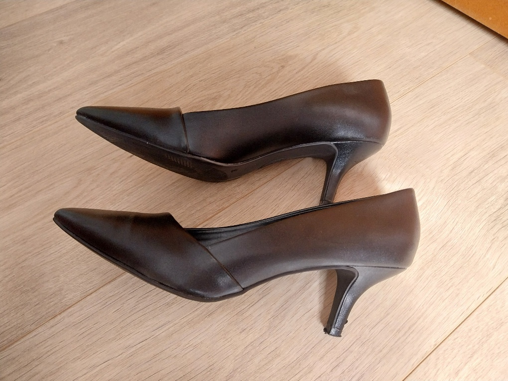 Černé lodičky - 2