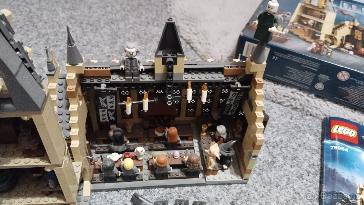 Lego Harry Potter velká síň v bradavicích - 2