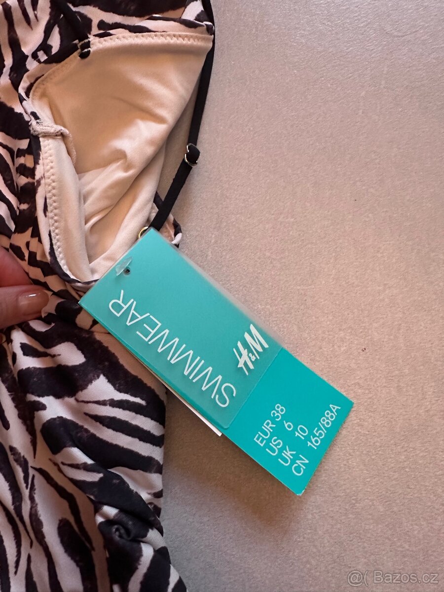 Jednodílné plavky H&M se zvířecím vzorem - 2