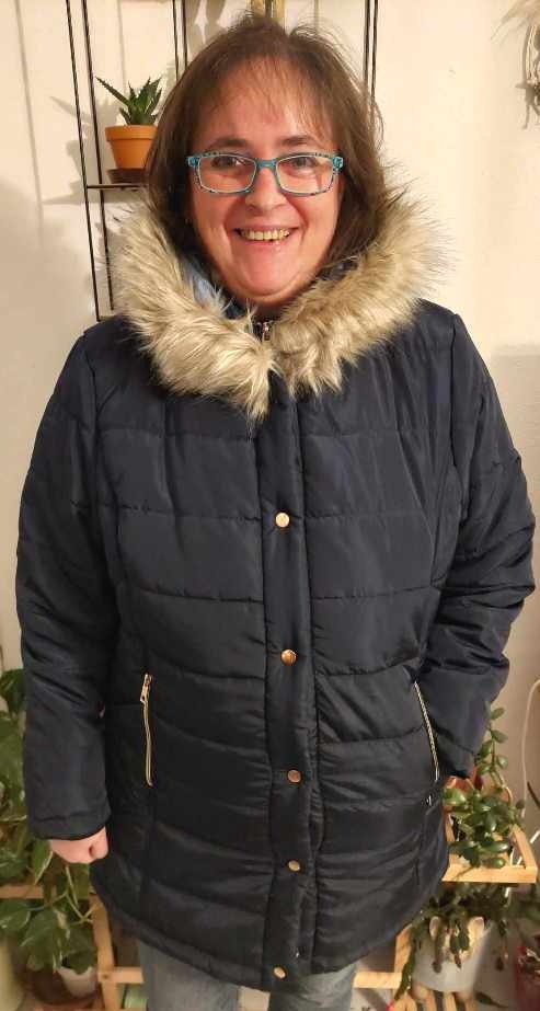 Prošívaná bunda do arktické zimy s kapucí vel. 44/46 - 2