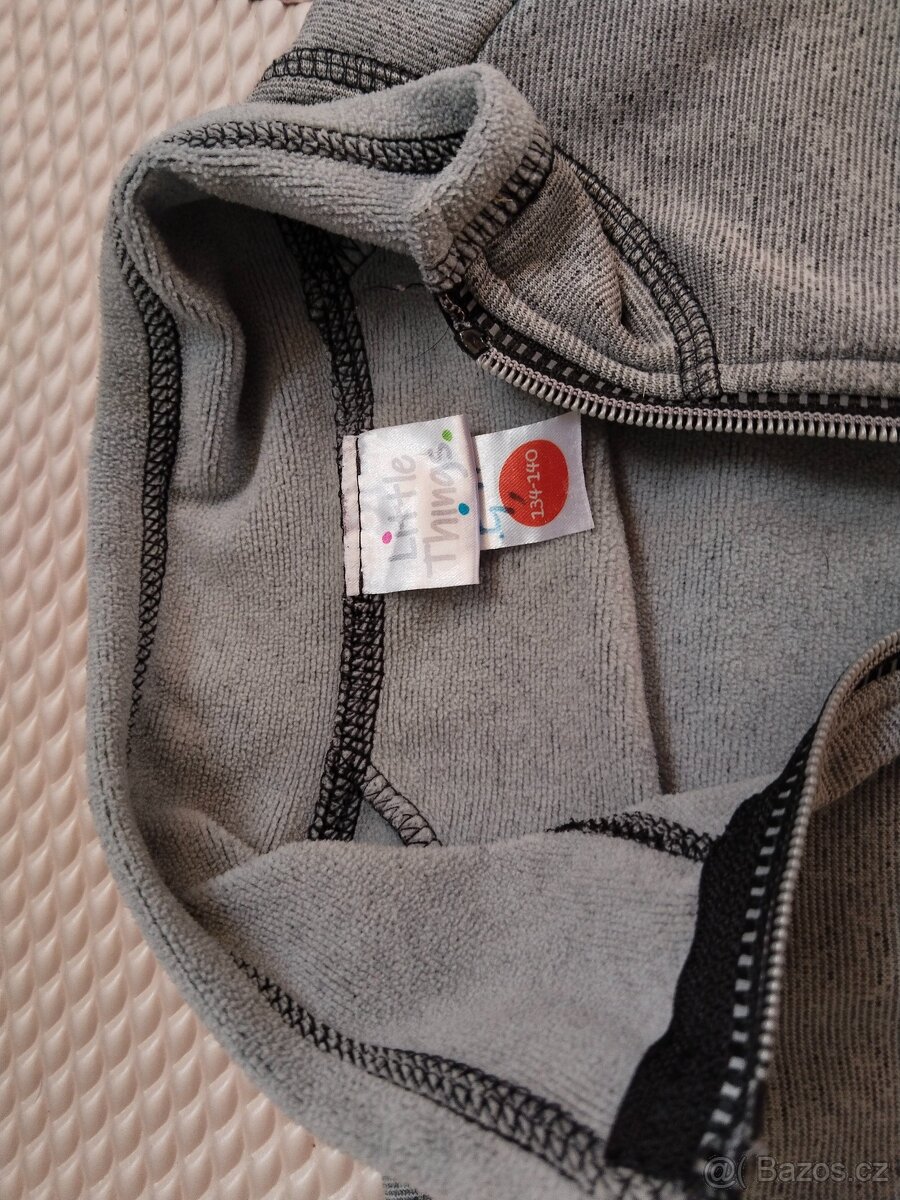 mikiny na dítě cca 10 let - 2