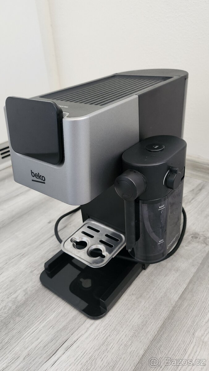 Pákový kávovar Beko - 2