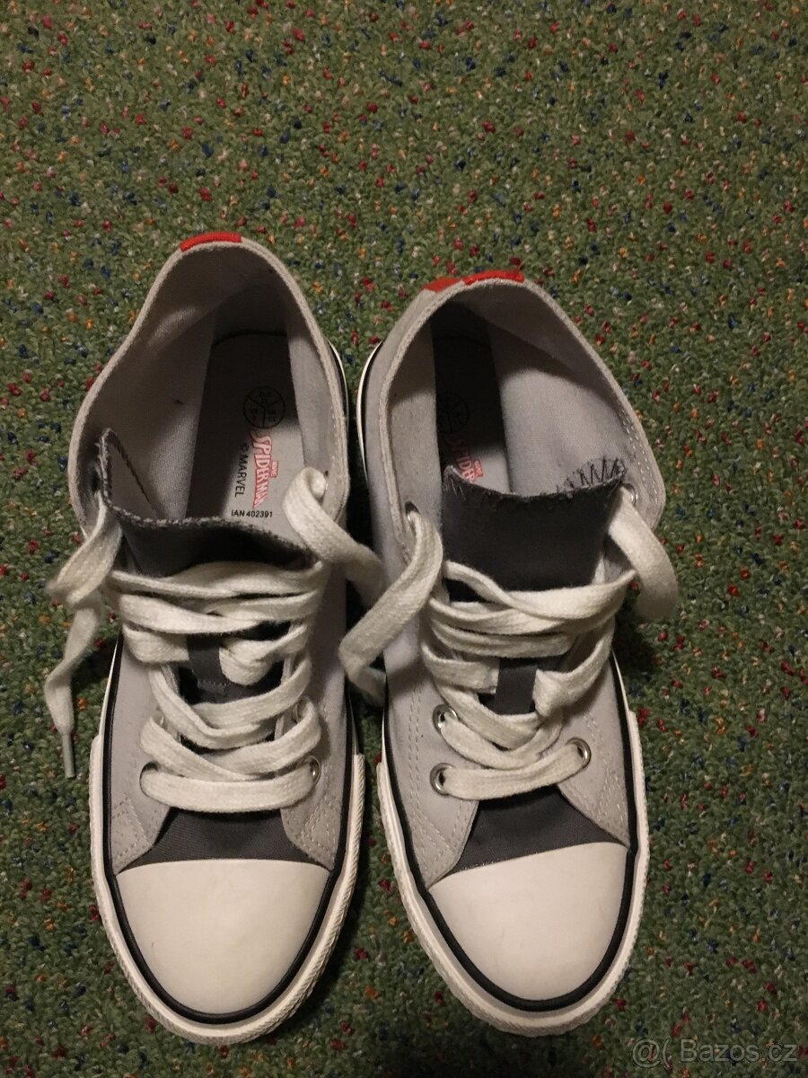 Nové botasky vel 33 - 2