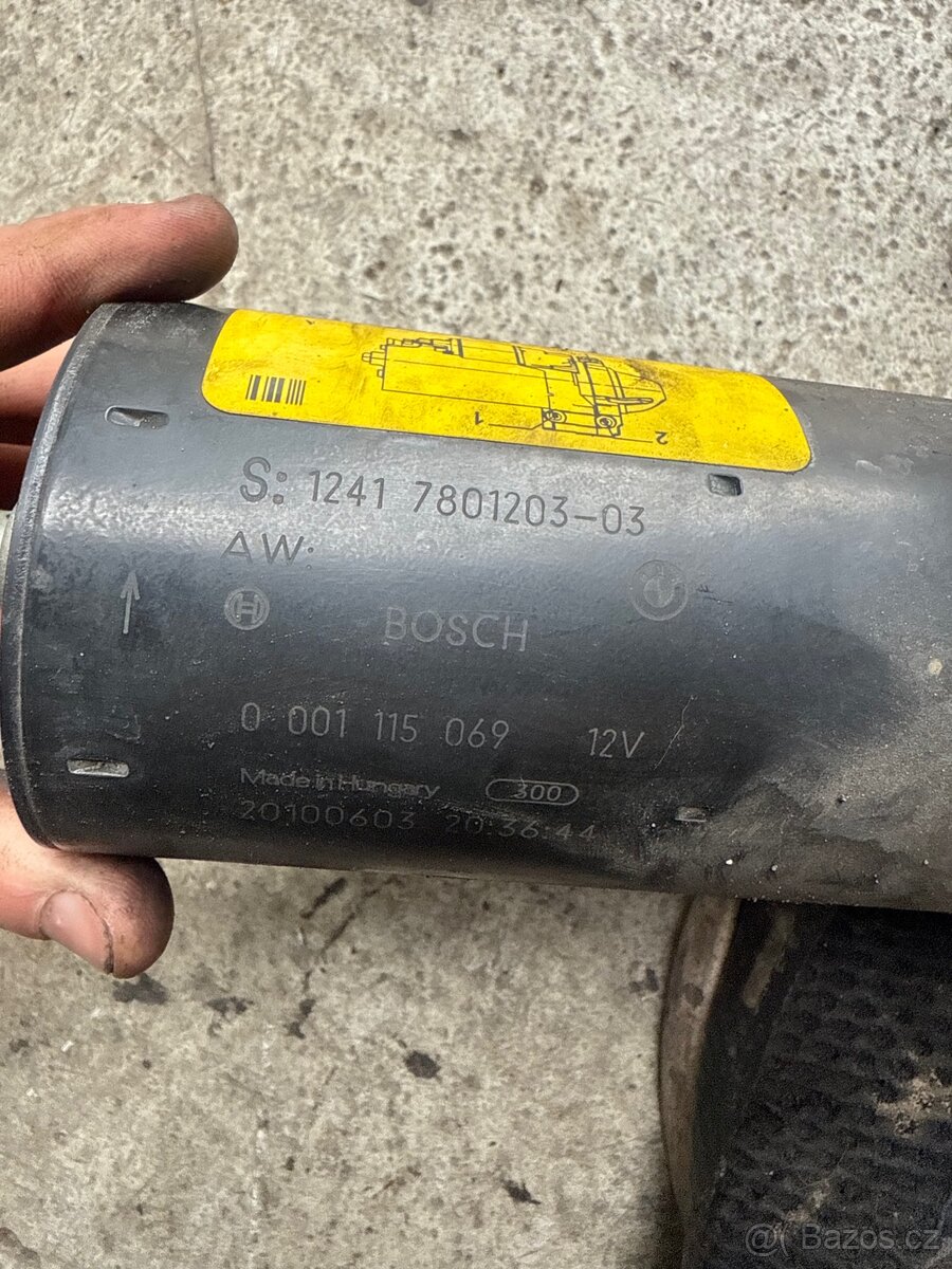 Startér bmw 2.0d n47 - 2