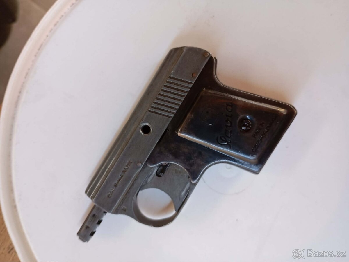 Startovací pistole - 2