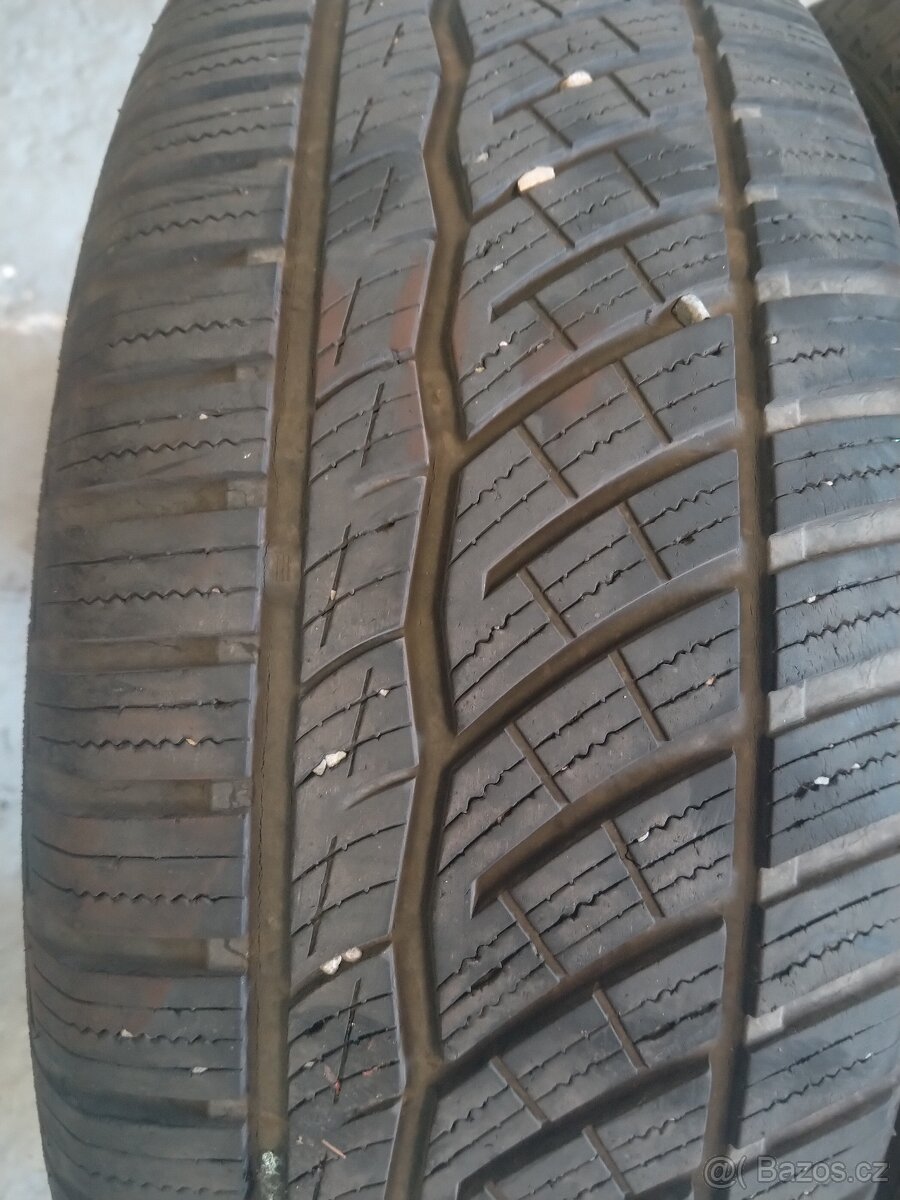 2x celoroční pneu Tomket - 205/55 R16. - 2