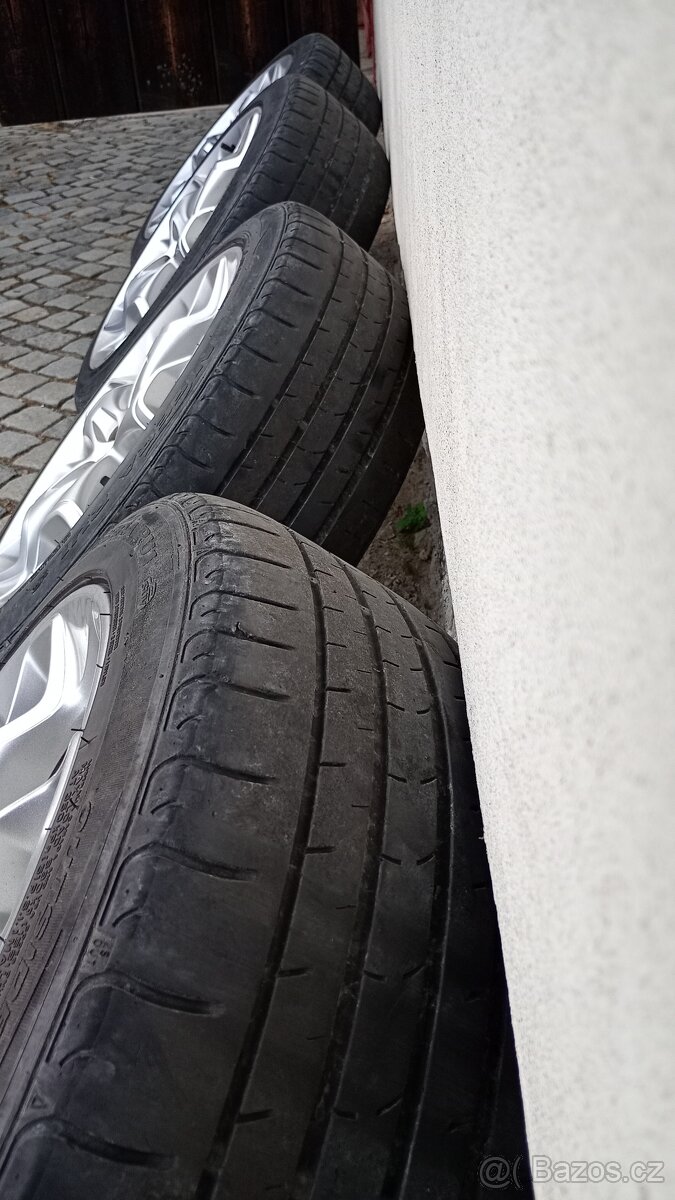 5x108 19" Ford Kuga originál - 2