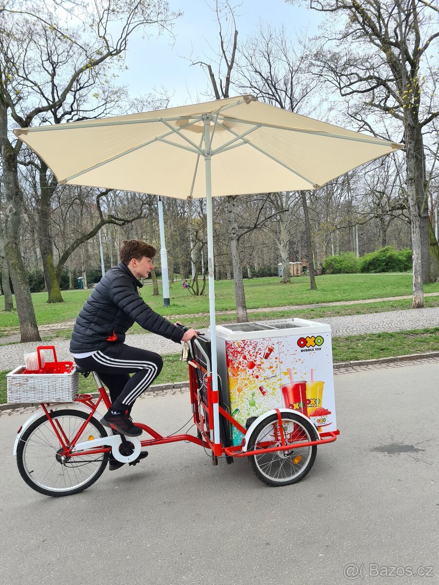 Pojízdný stánek s mrazákem - 2