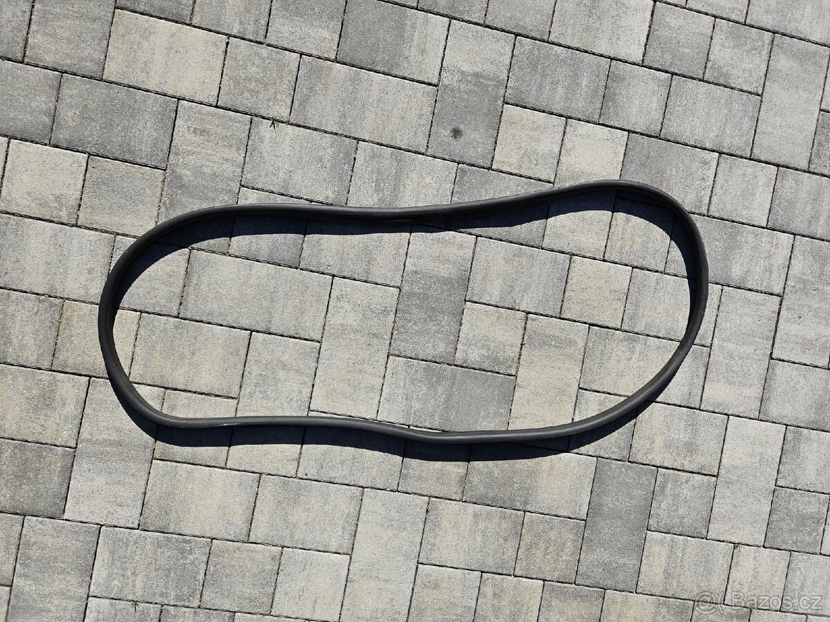 Těsnění levých/pravých zadních dveří Peugeot 308 SW - 2