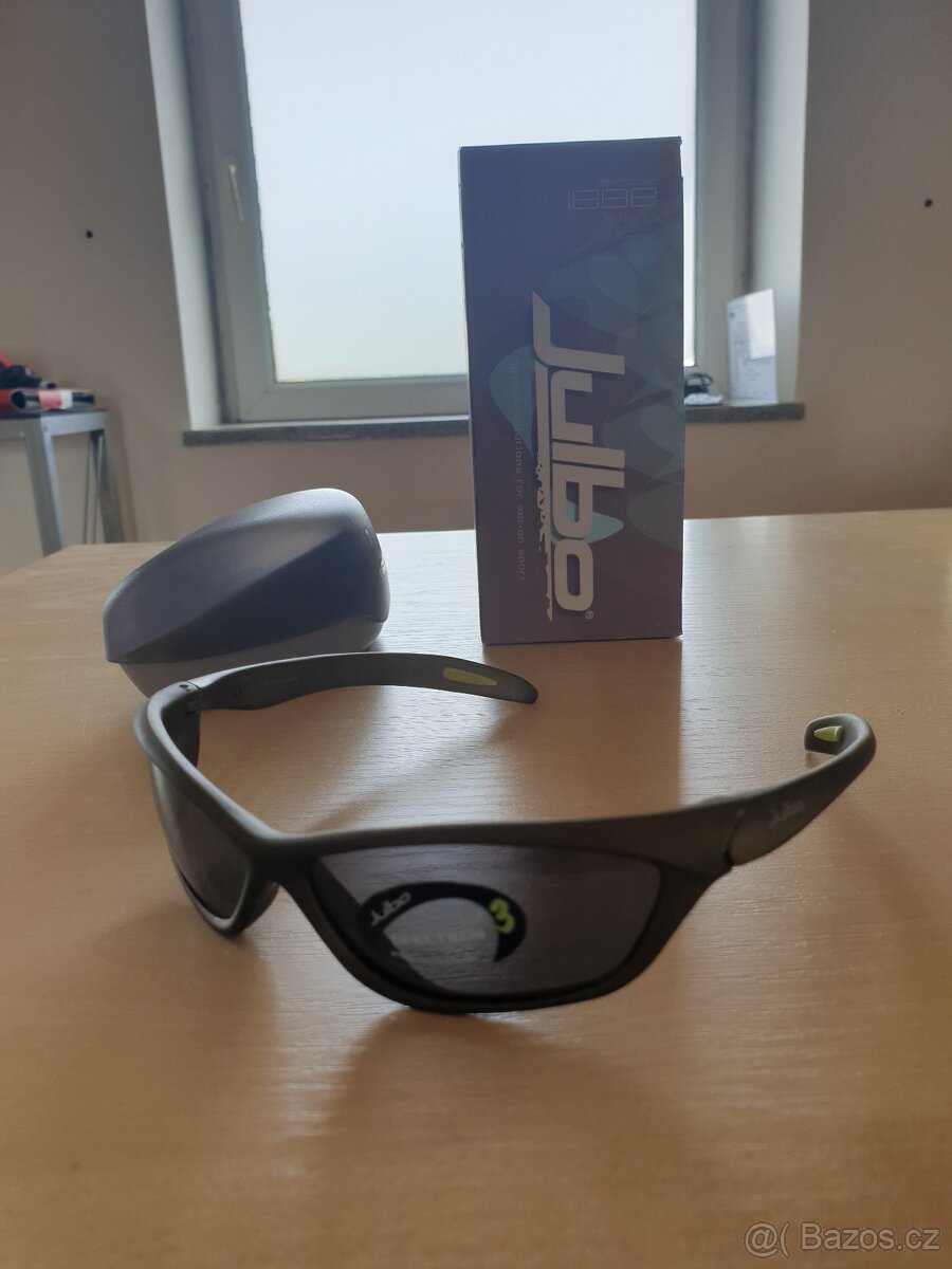 NOVÉ sluneční brýle JULBO PLAY, JULBO PEEKABOO - 2