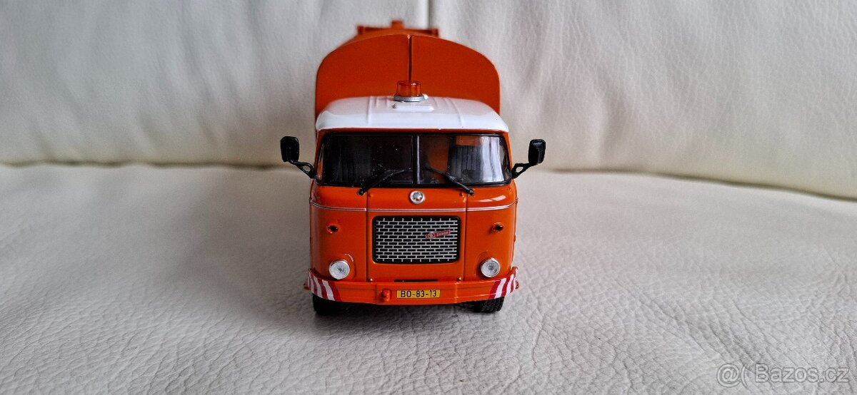 Škoda 706 RTK Bobr De Agostiny 1/43 - 2