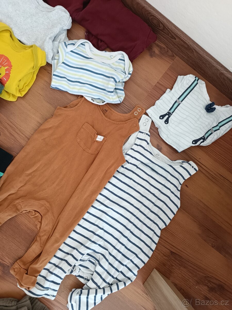 Balík oblečení velikost 68 - 2