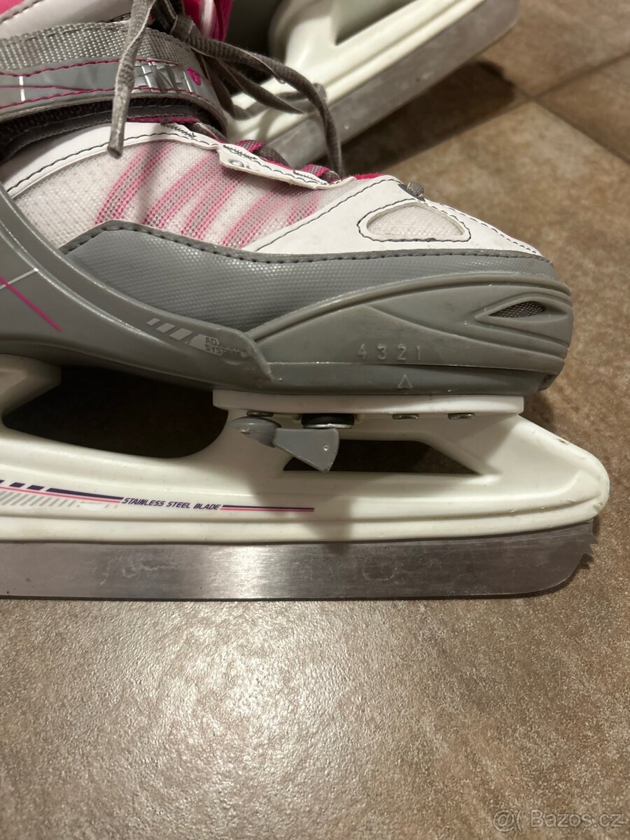 Dívčí brusle Oxelo stavitelné 35-38 - 2