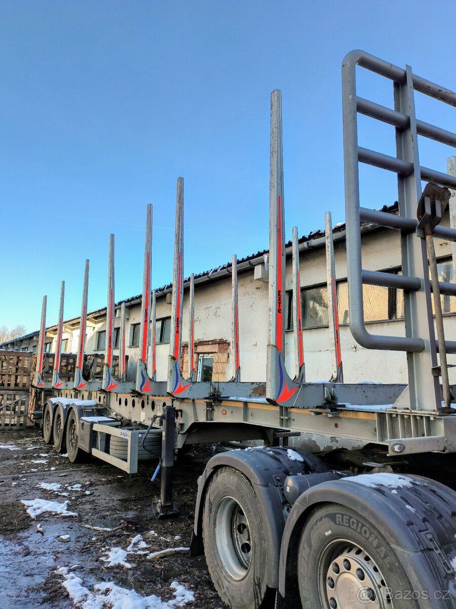 Řidič Scania 6X2 + klaničák - 2