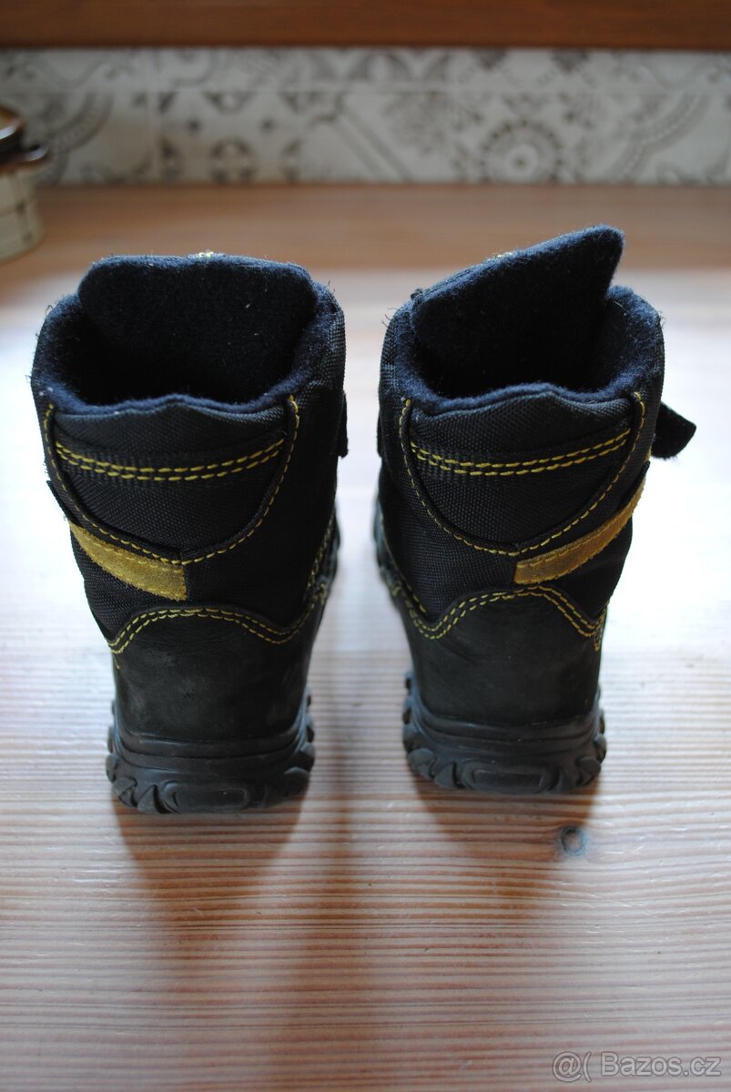 prodám zimní boty zn. Fare vel. 24, s membránou - 2