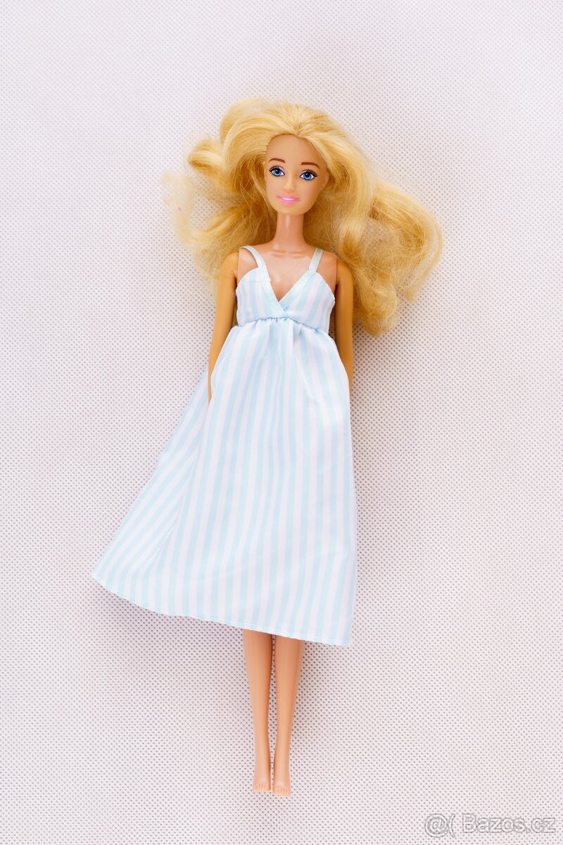Těhotná Barbie - 2