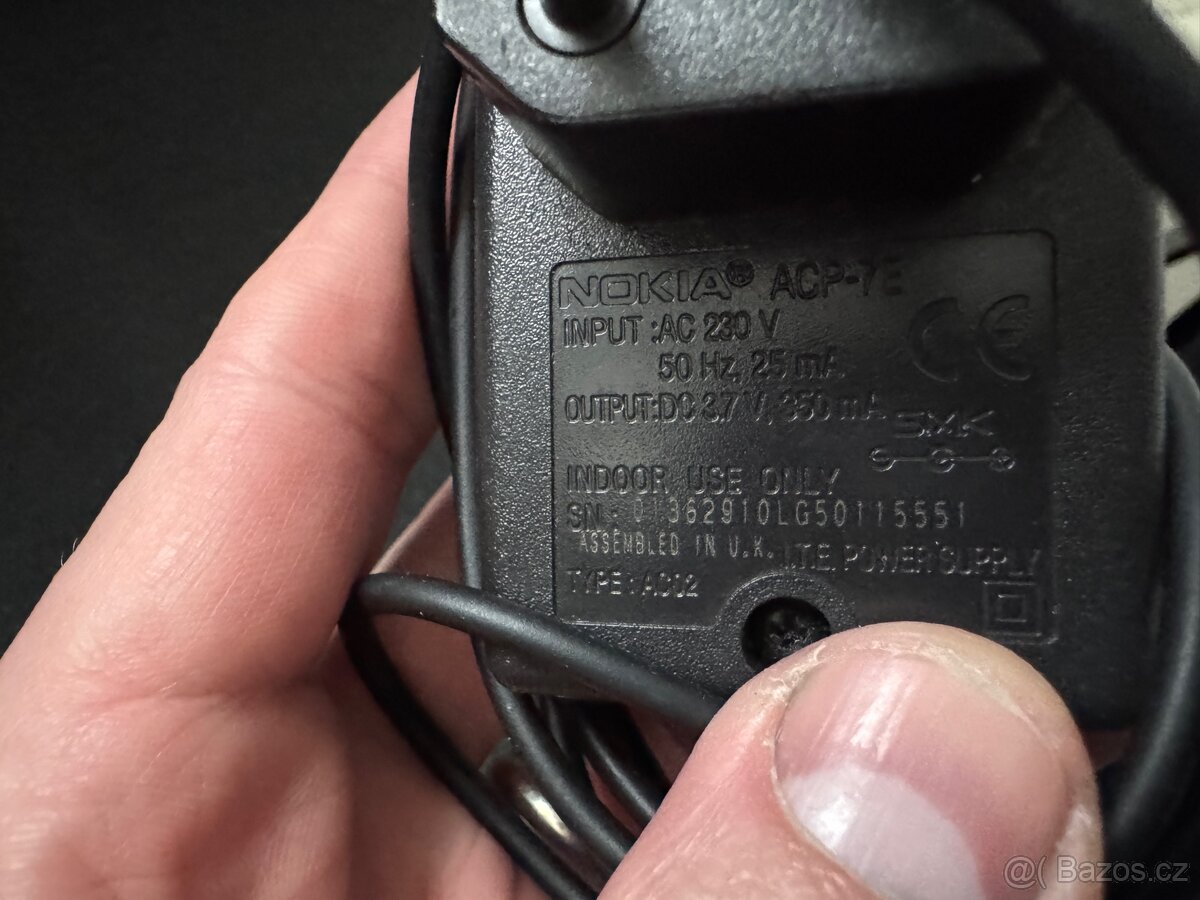Nabíječka Nokia zánovní - 2