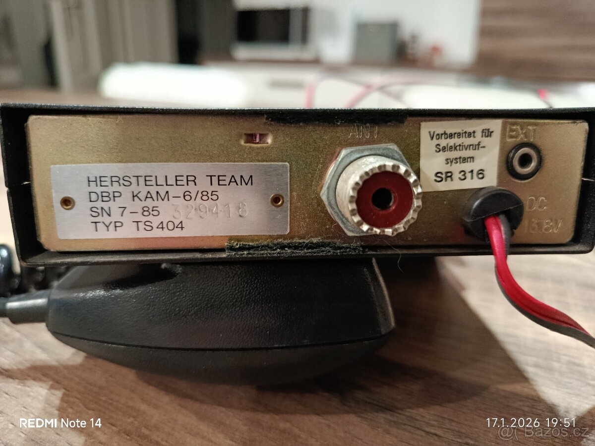 Vysílačka Team TS 404 - 2