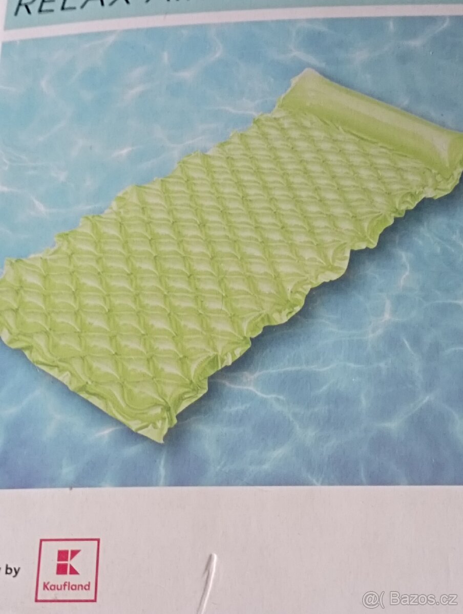 Nové rolovací lehátko do vody - 2