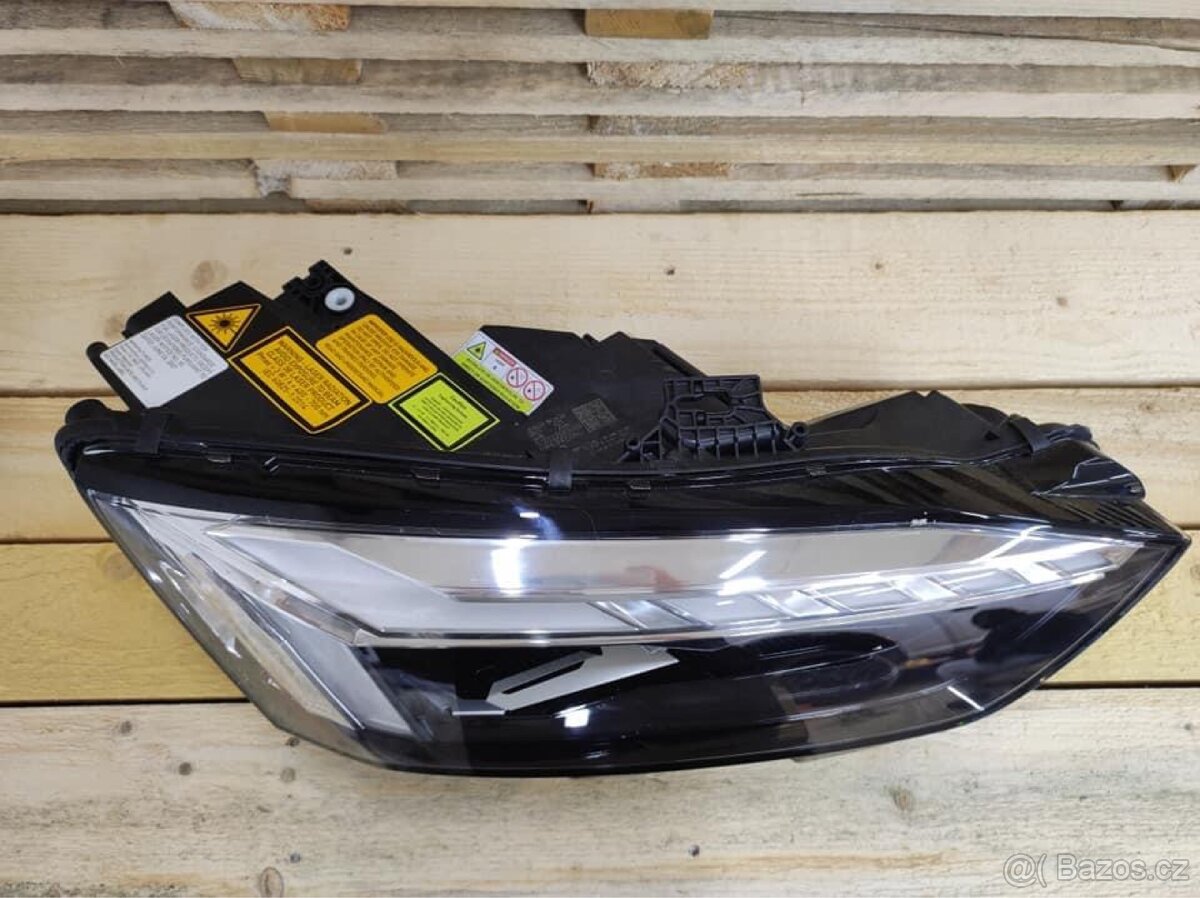 Přední pravé světlo AUDI A5 B9 - 2