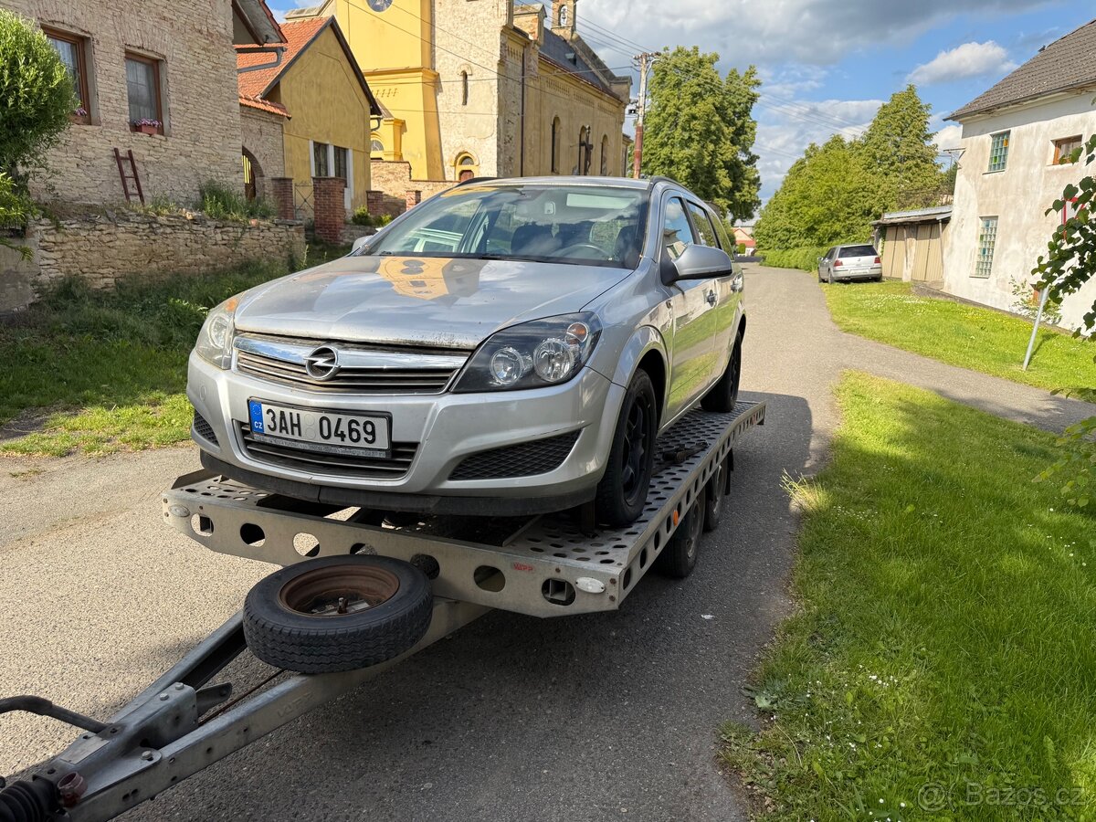 Opel Astra H 1.7cdti 81kw 2011 - 2