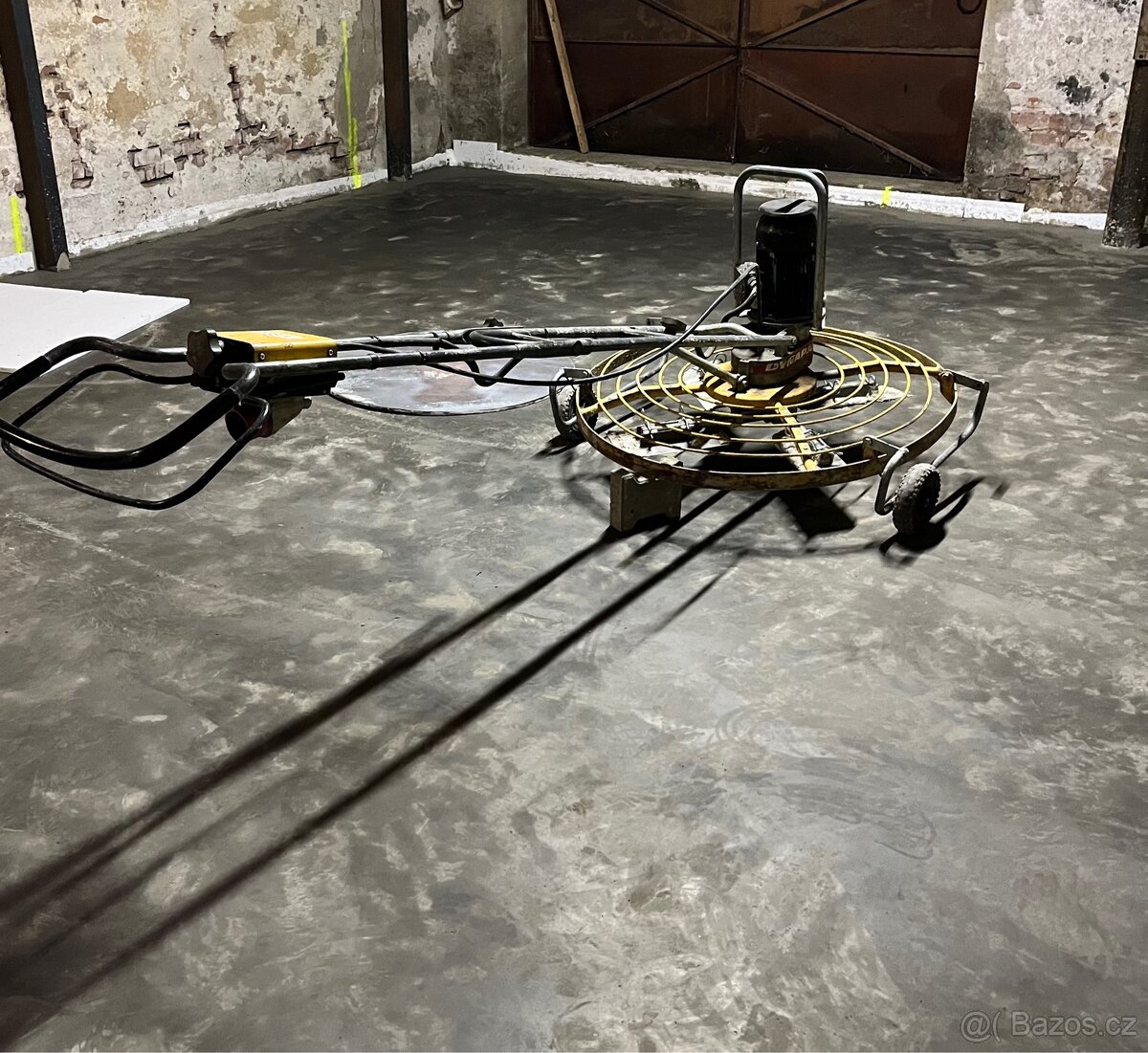 Leštička hladička betonu - 2