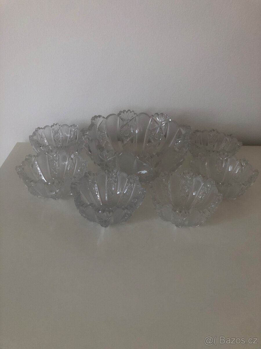 Starozitnost broušené sklo - 2