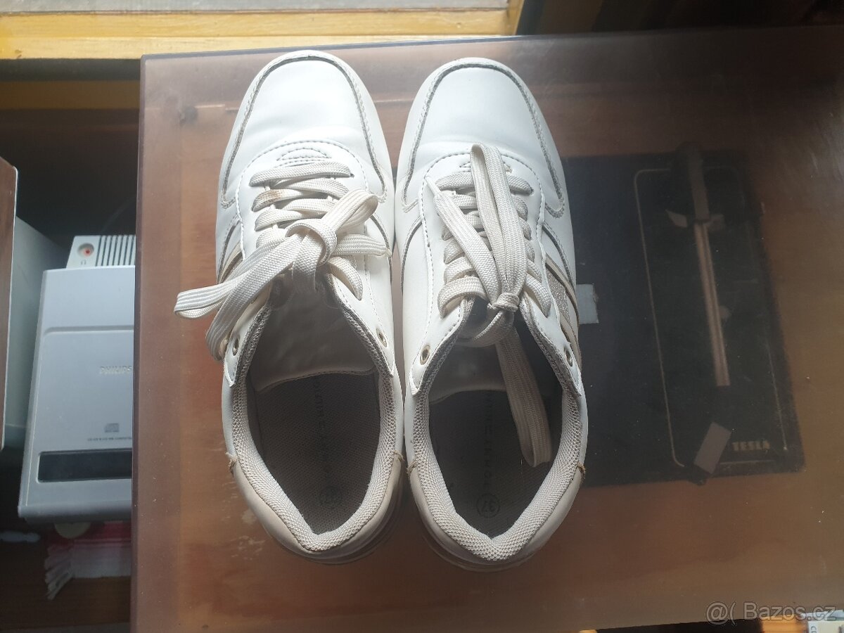 Dámské boty Hilfiger, LaCosta ... - 2