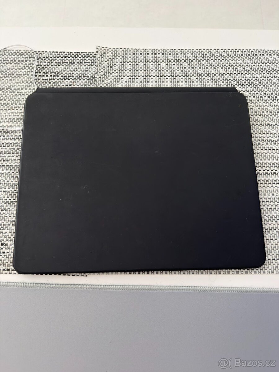 Apple magic keyboard 12.9 - 2