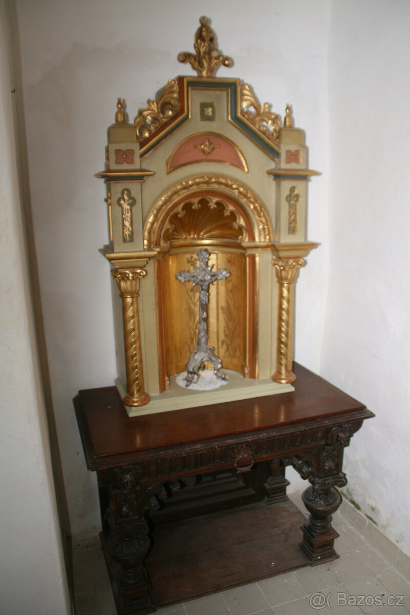 OLTÁŘ DO KAPLE - 2