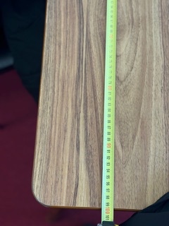 Dřevěný stůl - 2