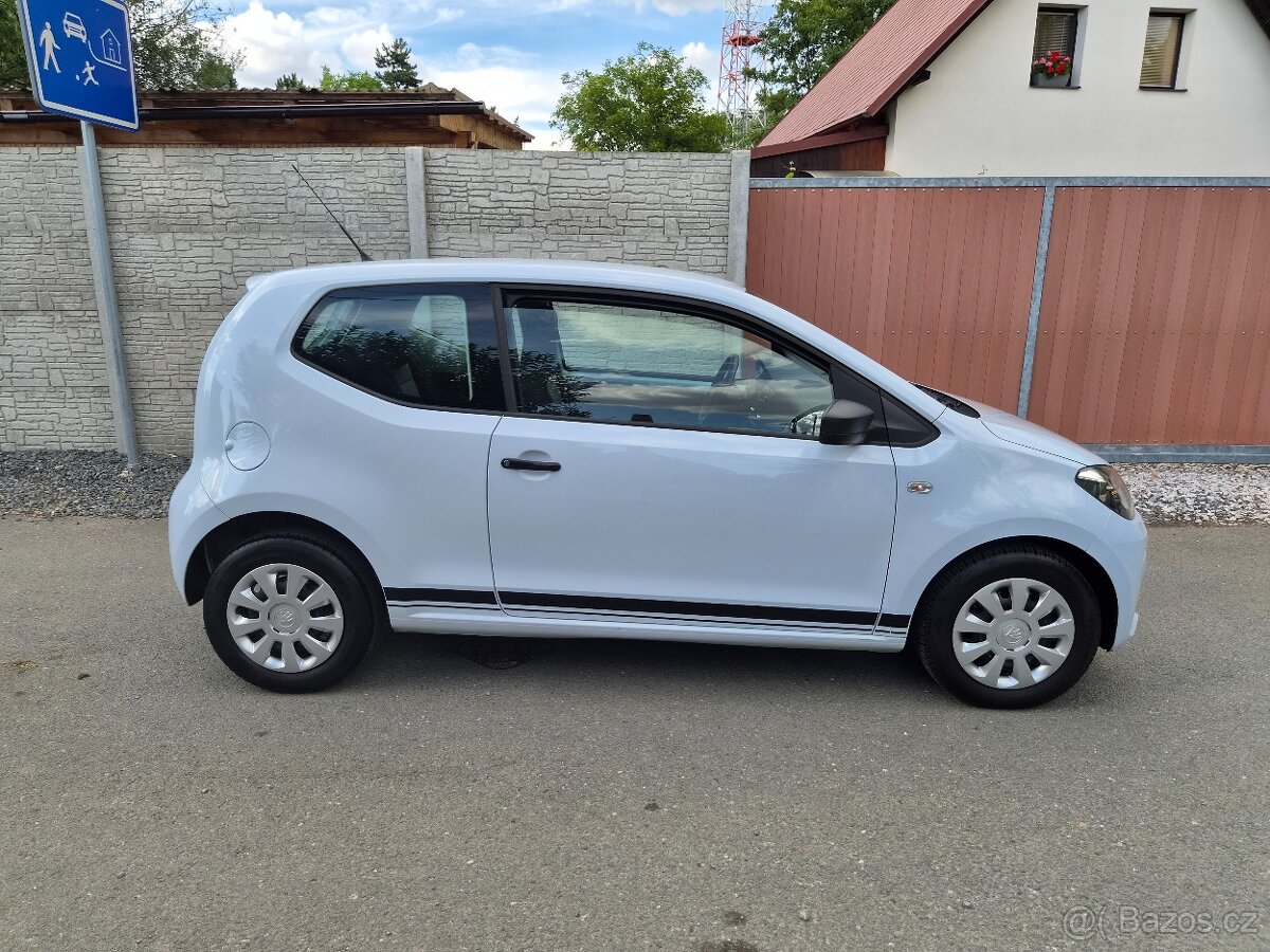 Volkswagen Up 1.0Mpi 2013 - 2