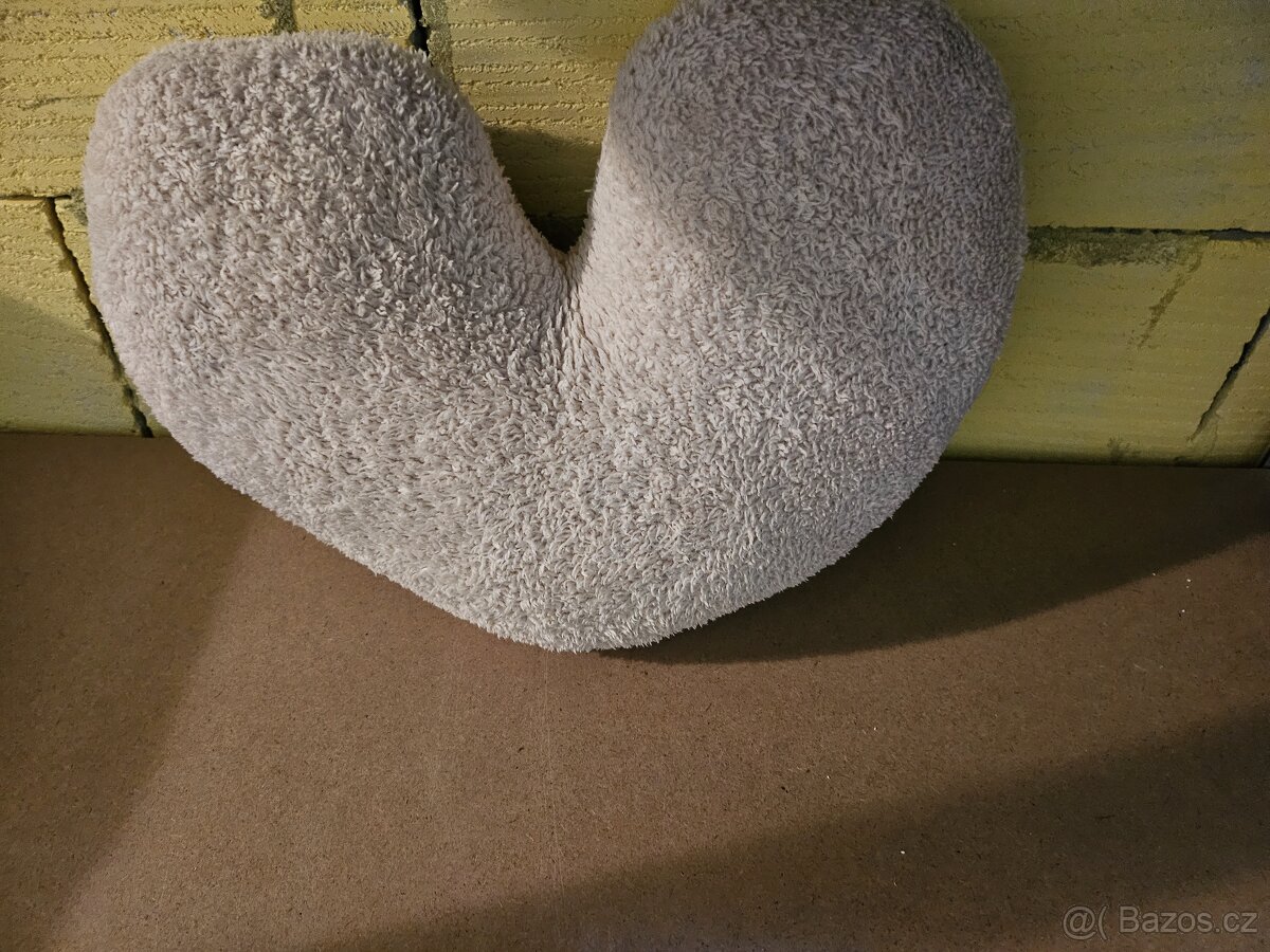 Polštářek srdíčko - 2