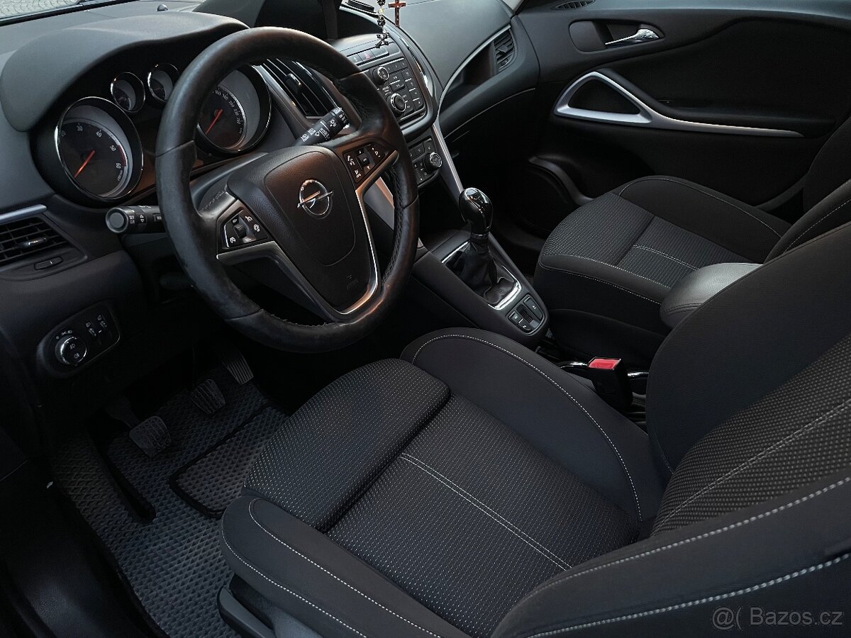 Opel Zafira Tourer C 1,6 CDTI 2015 - 2