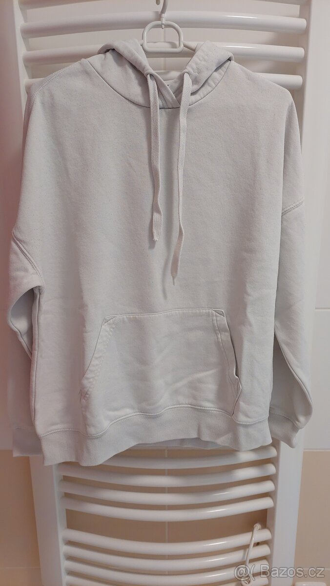 2x bílá dívčí, popř. i chlapecká mikina New Yorker - 2