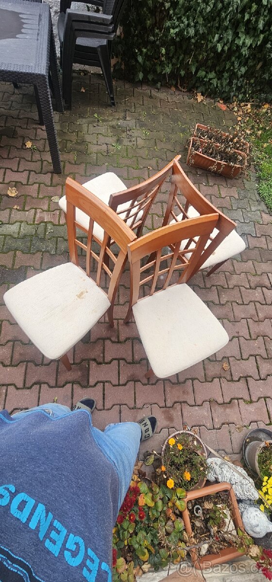 Židle - 2