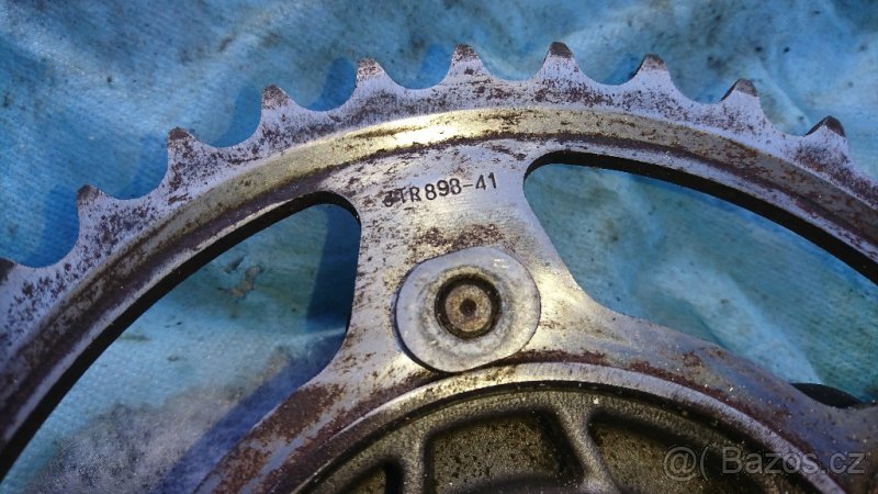 KTM 950SM zadní rozeta - 2