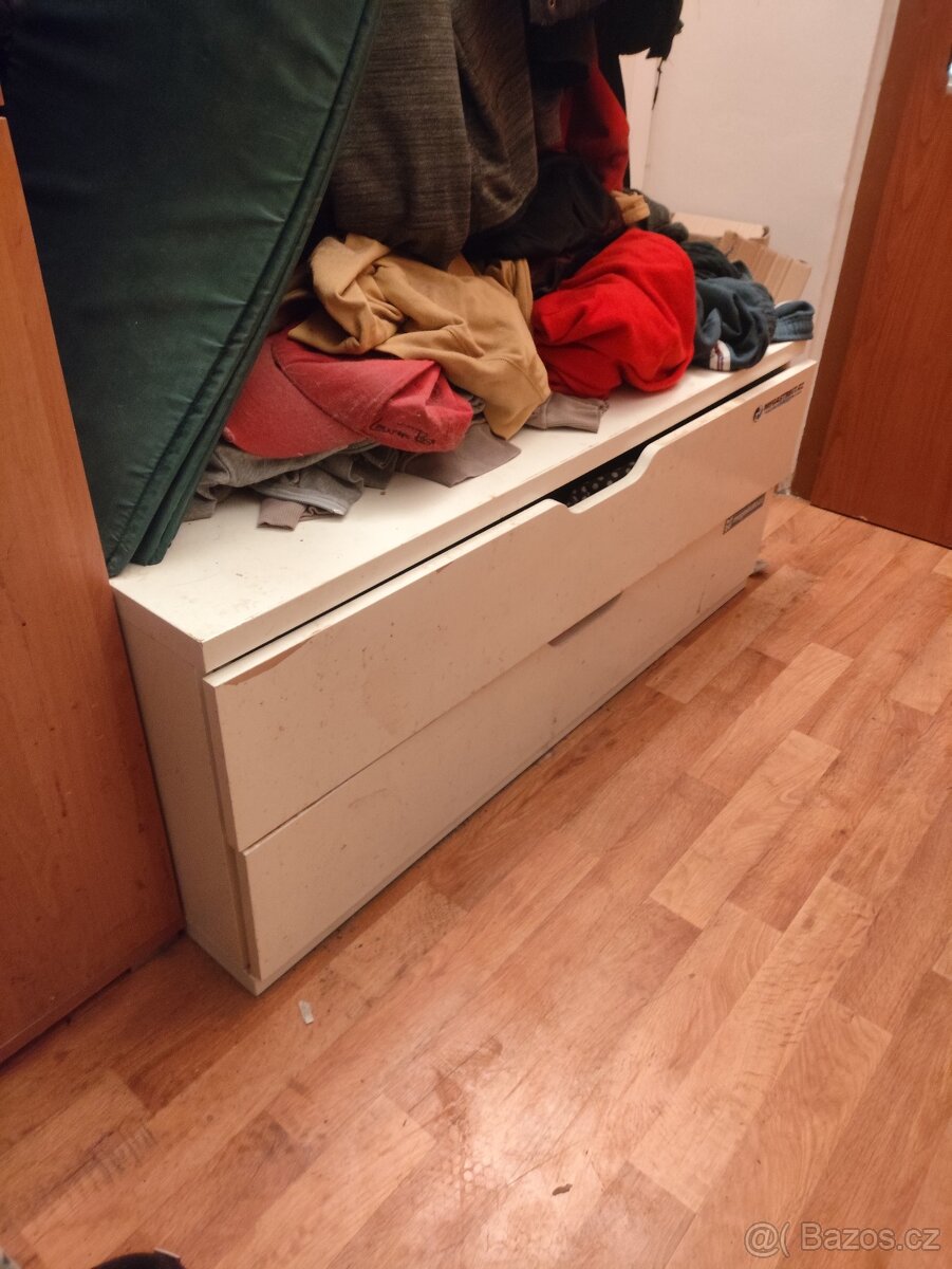Botník - nízká skříň - za odvoz - 2